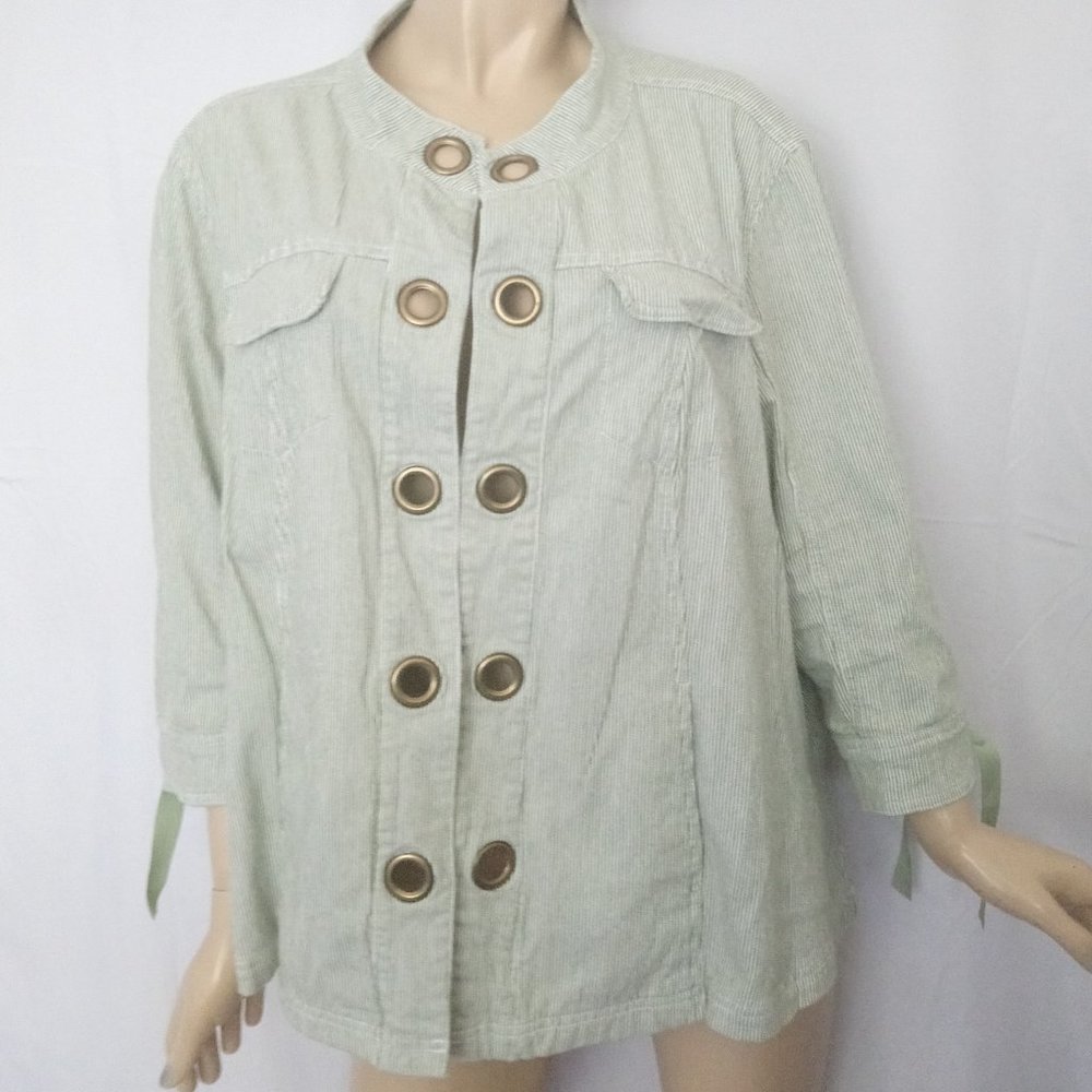 AMX 2X Striped Eye & Hook Closure Jacket